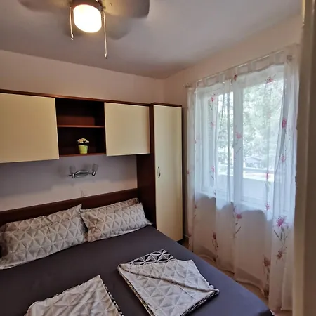 דירה Bella Mit Balkon Und Terrasse In