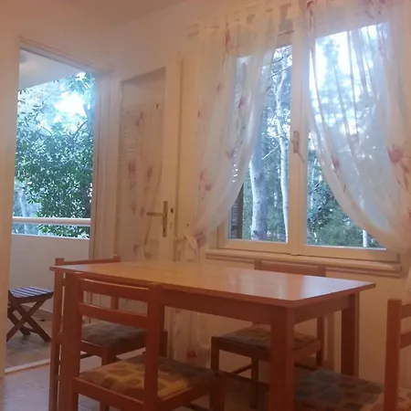 דירה Bella Mit Balkon Und Terrasse In Nečujam